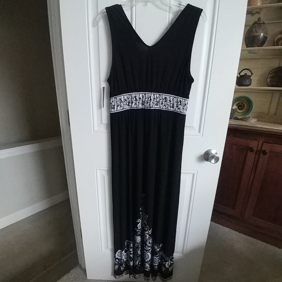 Forever boho maxi dress black white design L vneck - Picture 3 of 6